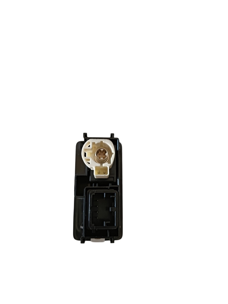 Mufa usb/jack 3.5 mm VOLKSWAGEN GOLF VII 5G1, BE1 2012 - > – foto 2