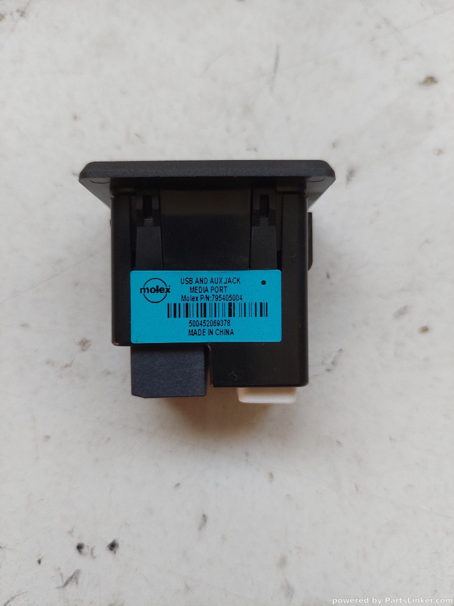 Mufa usb NISSAN NOTE (E12) [ 2012 - > ] 1.2 (HR12DE) 59KW|80HP OEM 795405005 – foto 2
