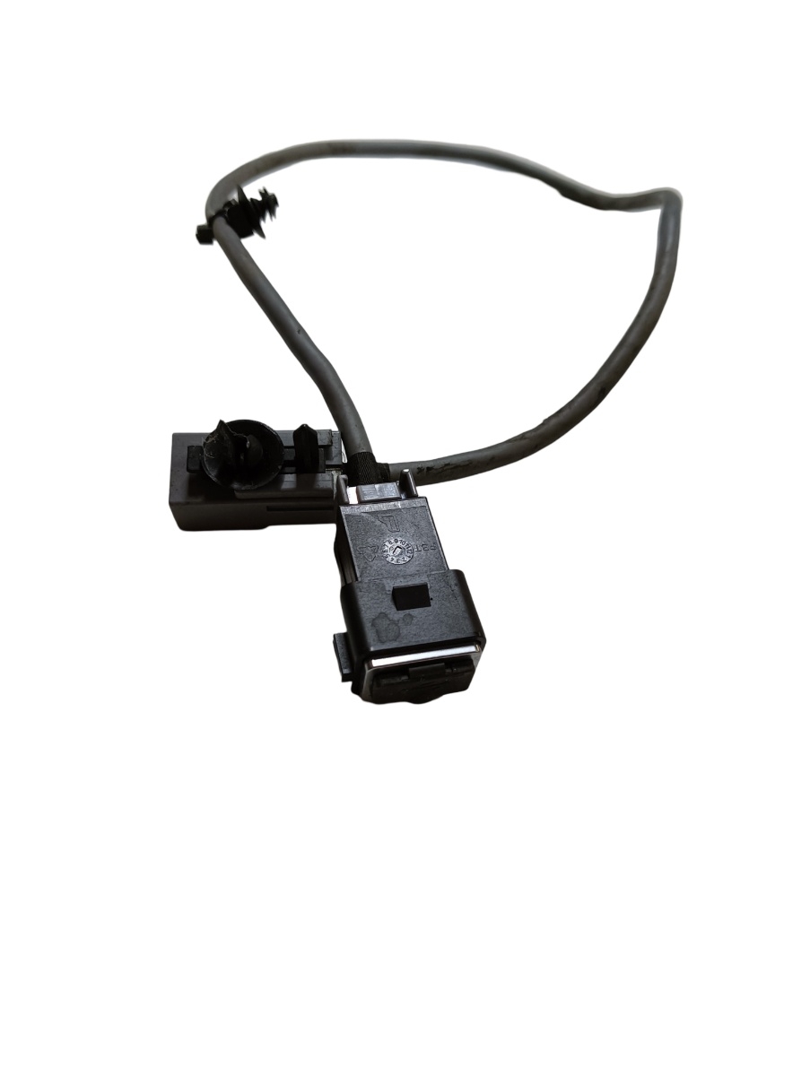 Mufa usb  VOLVO XC60 156 2008 - > – foto 2