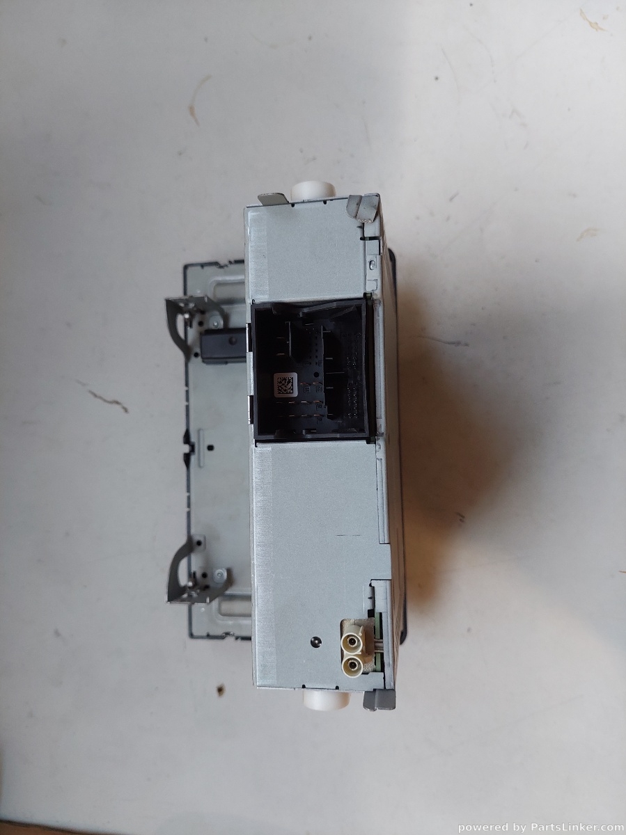 Navigatie auto VOLKSWAGEN GOLF VAN VII Variant (BA5) [ 2013 - 2017 ] OEM 5g0035885 – foto 2
