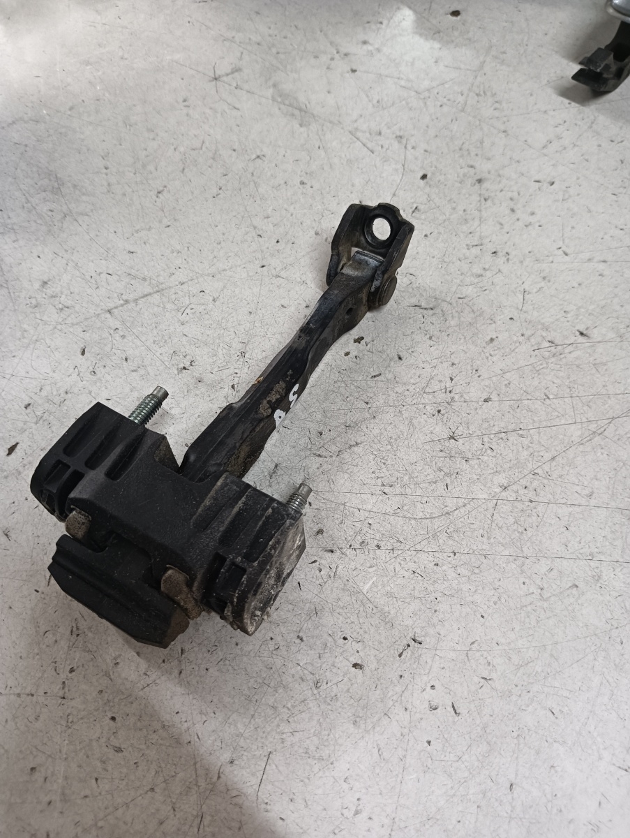 Opritor usa dreapta spate VOLVO V50 (MW, 545) [ 2003 - 2012 ] – foto 2