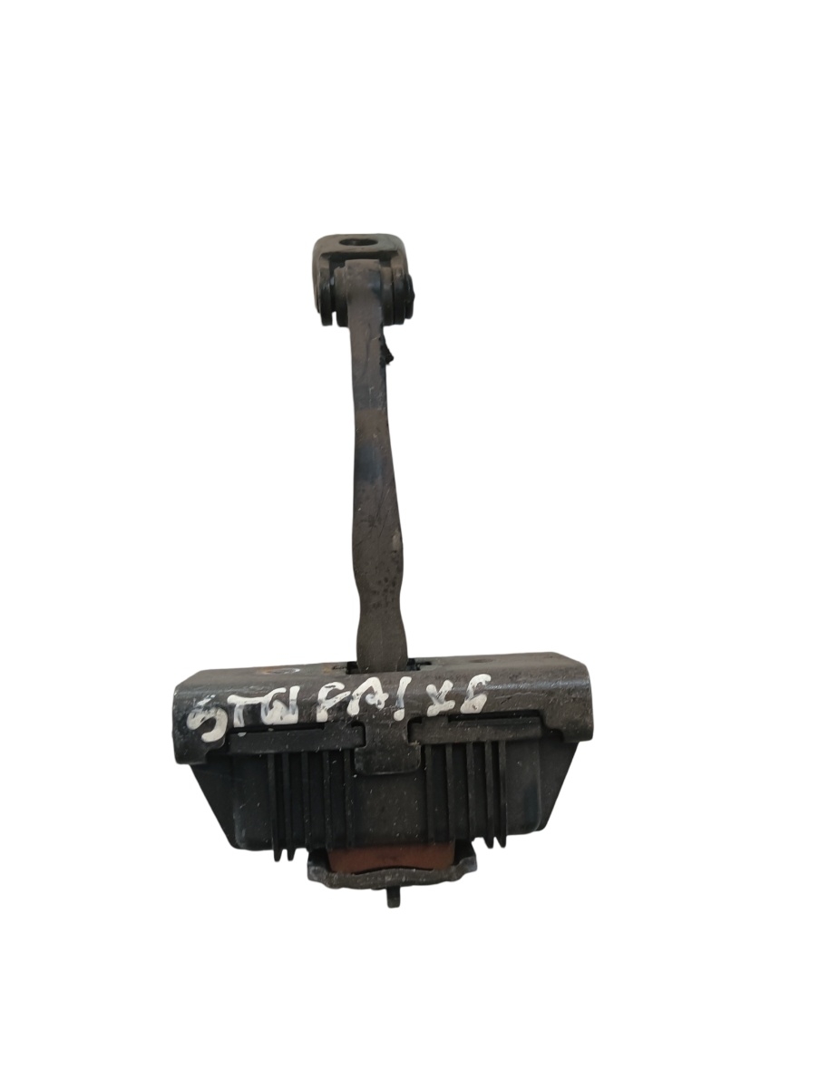 Opritor usa  stanga fata BMW X6 E71, E72 2007 - 2014