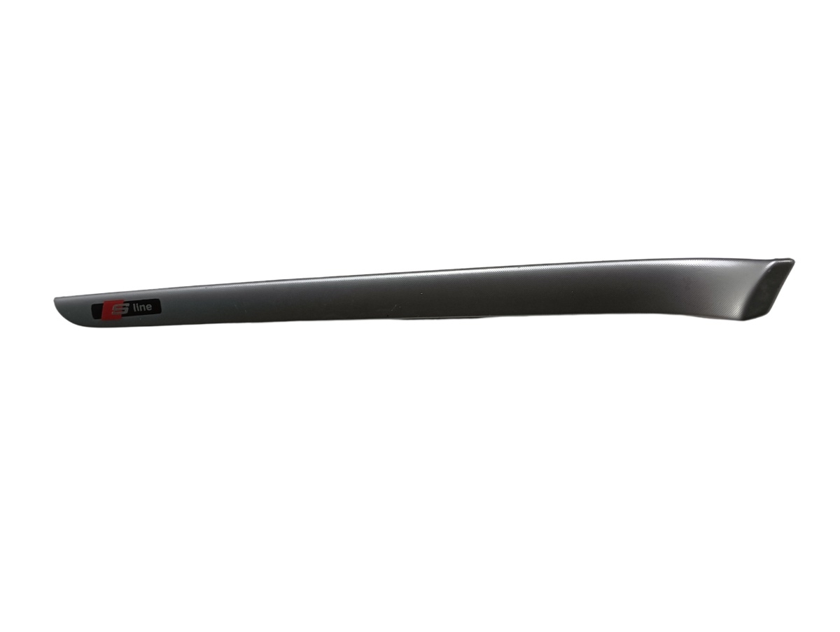 Ornament bord  AUDI A4 III 8EC, B7 2004 - 2008 8e0867409
