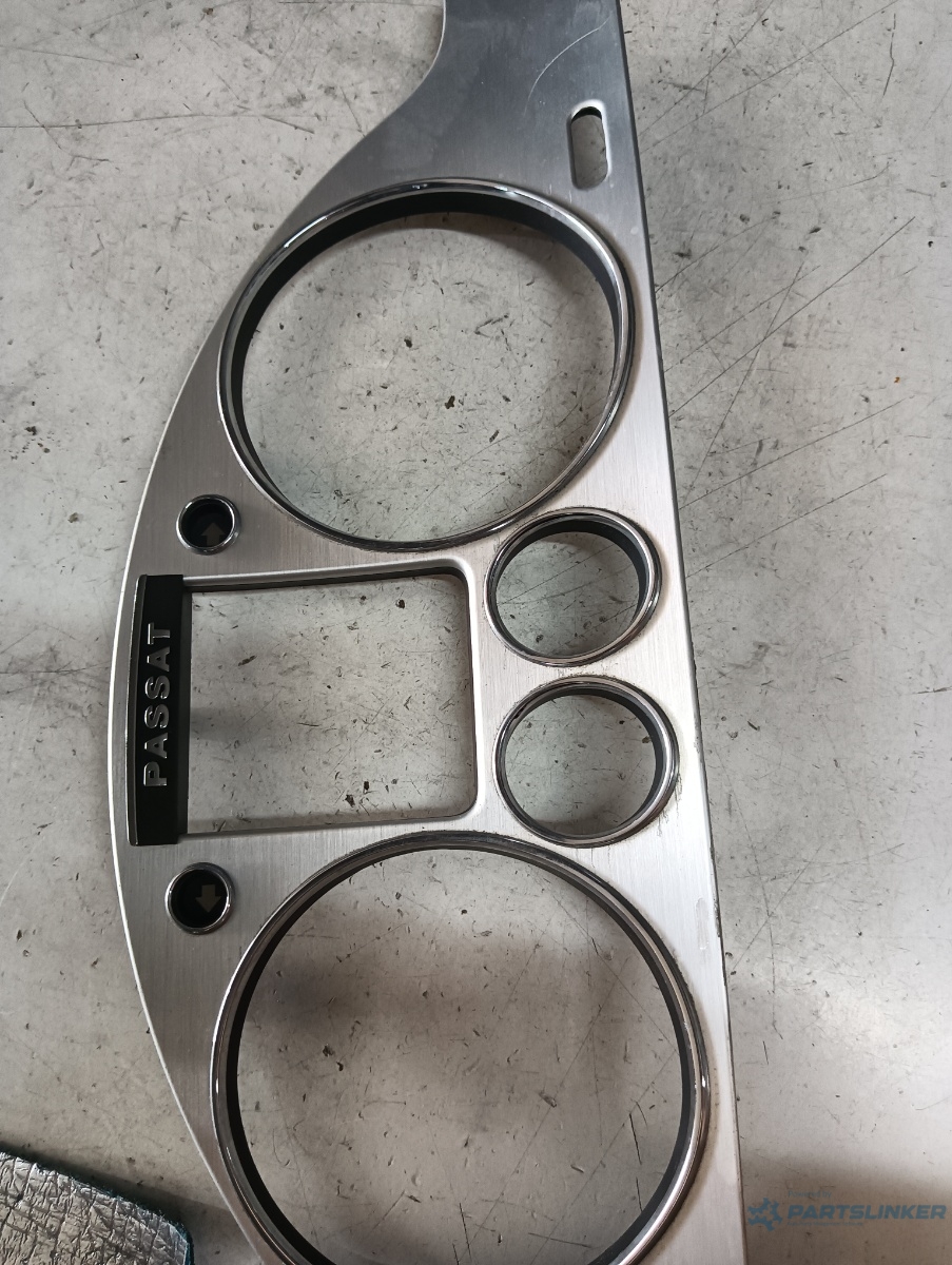 Ornament bord VOLKSWAGEN PASSAT (3C2) [ 2005 - 2010 ] OEM 3c1858335 – foto 2