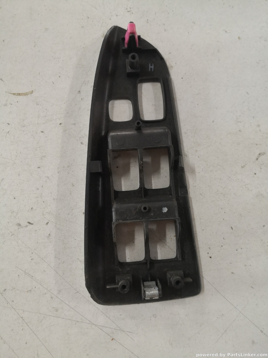 Ornament butoane geamuri  stanga fata TOYOTA LAND CRUISER J120 2004>  OEM 7423260440 – foto 2