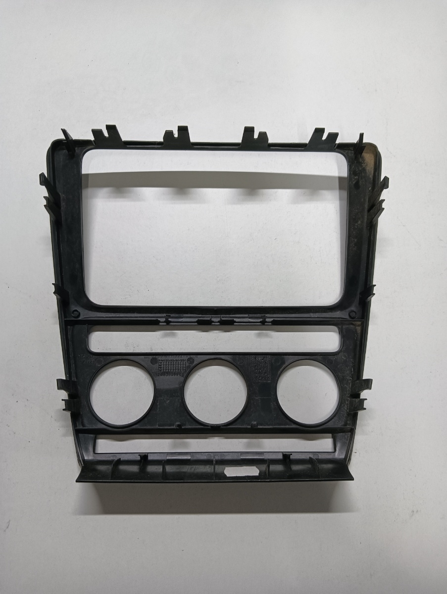 Ornament consola  SKODA OCTAVIA II Combi 1Z5 2004 - 2013 – foto 2