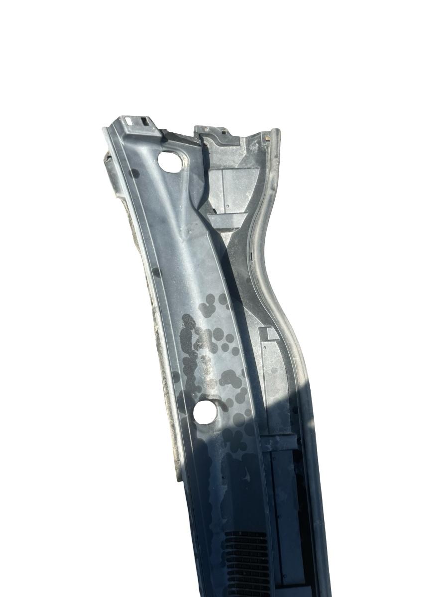 Ornament/grila parbriz TOYOTA AURIS ZWE18_, NZE18_, ZRE18_ 2012 -> 55708-02470 – foto 3