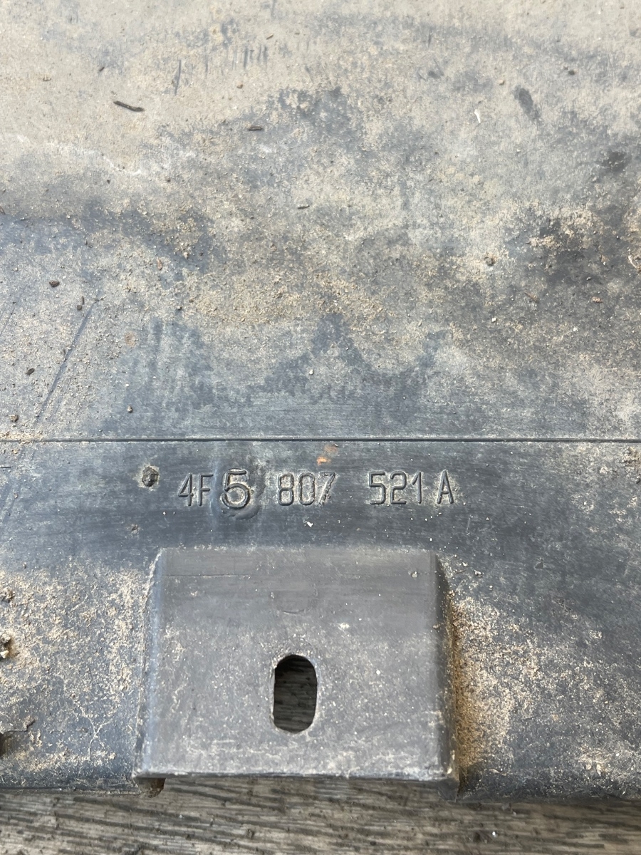 Ornament inferior bara spate AUDI A6/S6 III Saloon 4F2, C6 2004 - 2011 4F5807521A – foto 3