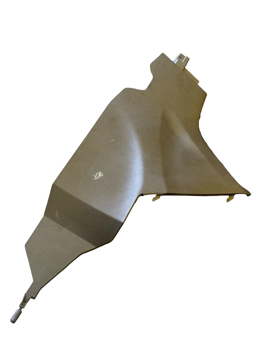 Ornament lateral consola centrala dreapta fata SUZUKI SX4 S-Cross JY 2023 -> 75831-57T0