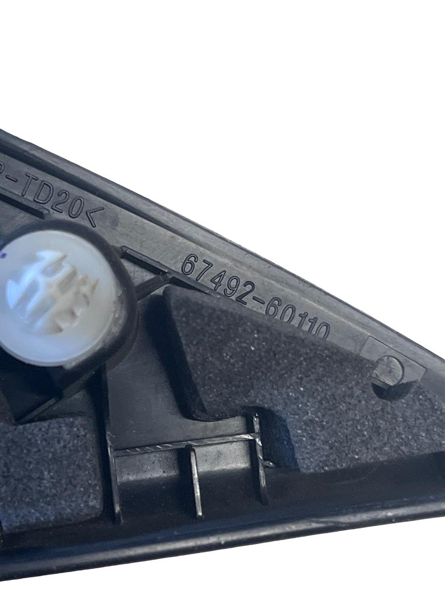 Ornament oglinda stanga fata TOYOTA LAND CRUISER 150 TRJ15_, KDJ15_, GRJ15_, GDJ15_ 2009 -> 67492-60110 – foto 2