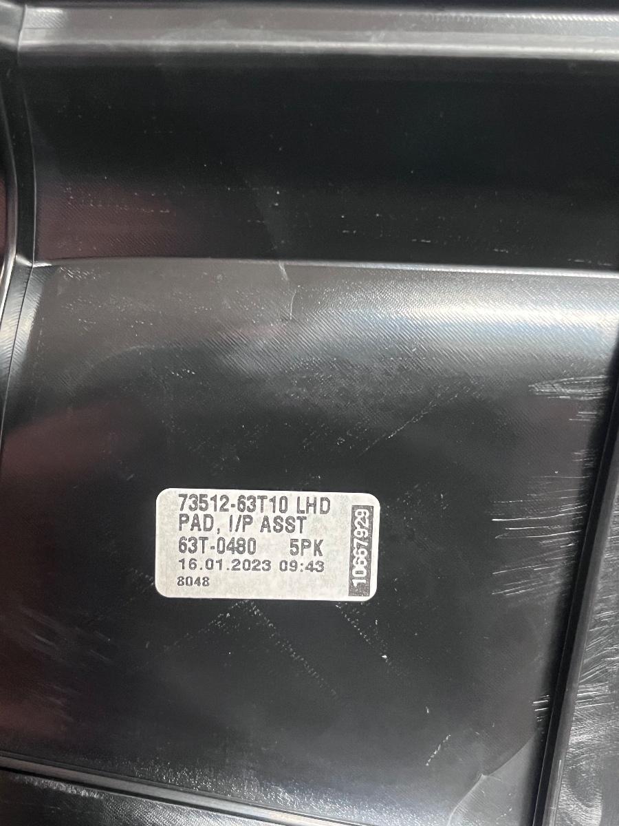 Ornament panou de bord SUZUKI SX4 S-Cross JY 2023 -> 73512-63T10 – foto 2
