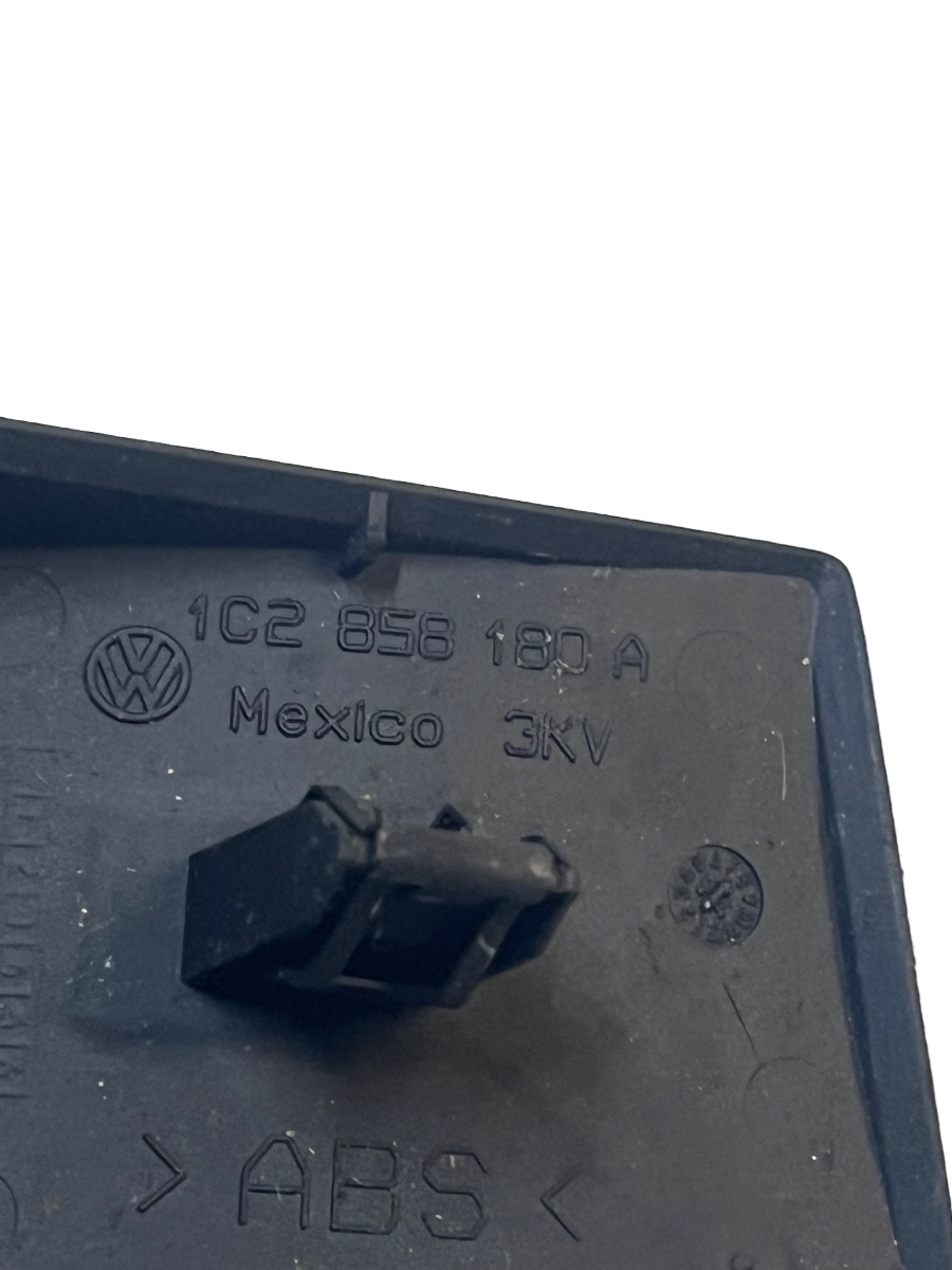 Ornament panou de bord VOLKSWAGEN NEW BEETLE 9C1, 1C1 1998 - 2010 1C2858180A – foto 3