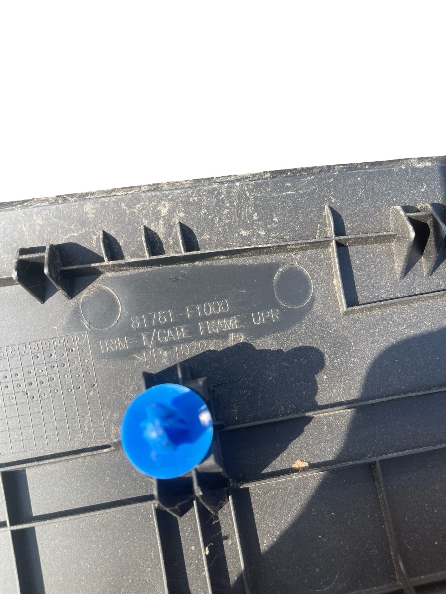 Ornament plastic interior luneta haion KIA SPORTAGE QL, QLE 2015 -> 81761-F1000 – foto 3