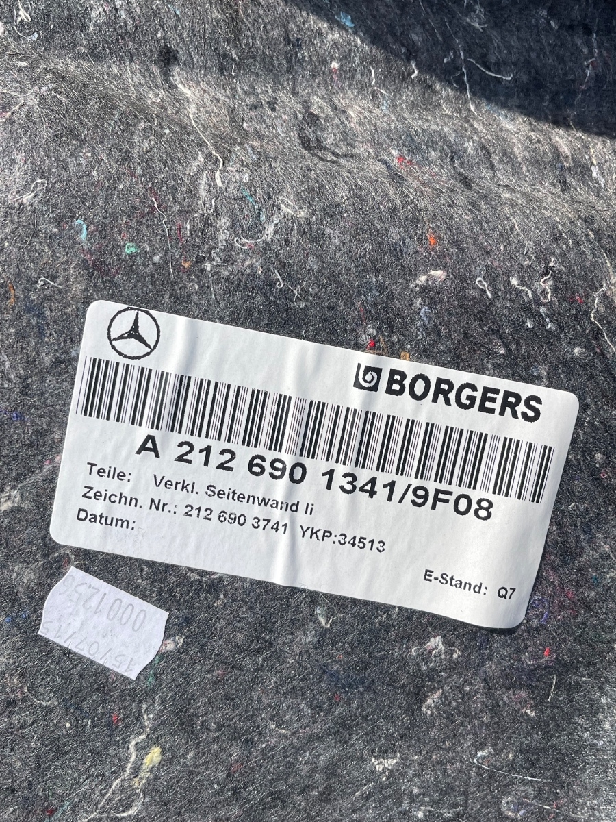 Ornament portbagaj stanga MERCEDES-BENZ E-CLASS W212 2015 Facelift -> A2126901341 – foto 3