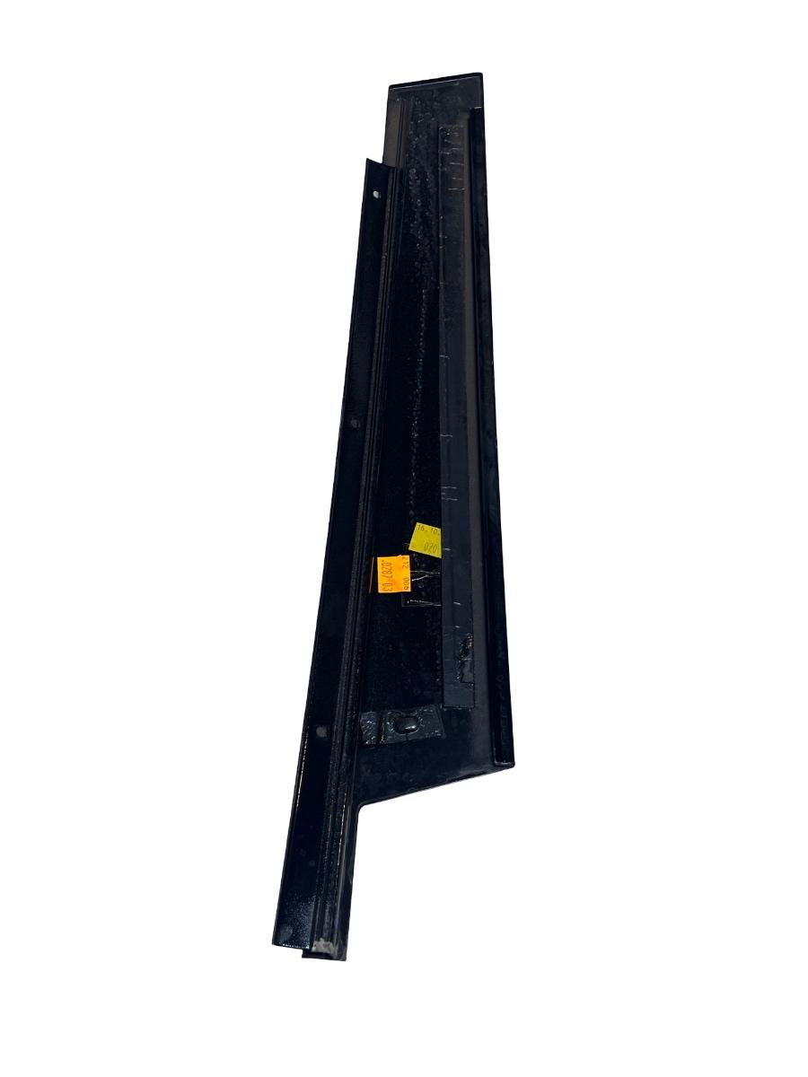 Ornament portiera dreapta fata MERCEDES-BENZ E-CLASS W212 2013 FL -> 2126900287 – foto 2