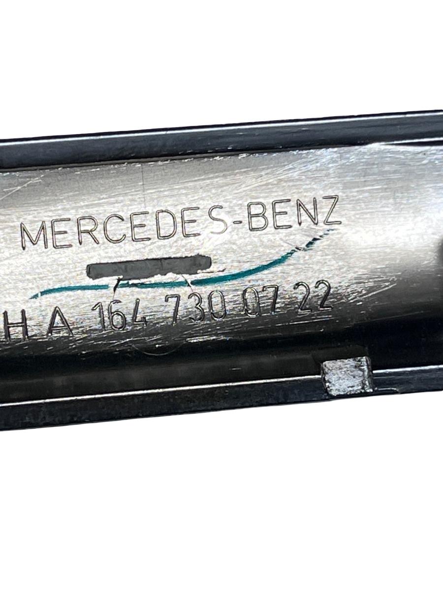 Ornament portiera stanga spate MERCEDES-BENZ M-CLASS II W164 2005 - 2012 A1647300722 – foto 4