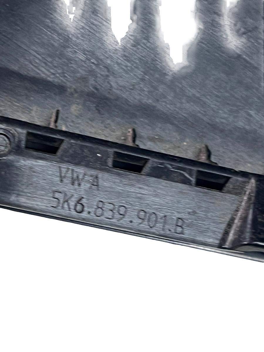 Ornament portiera stanga spate VOLKSWAGEN GOLF VI 5K1 2008 - 2013 5K6839901B – foto 3