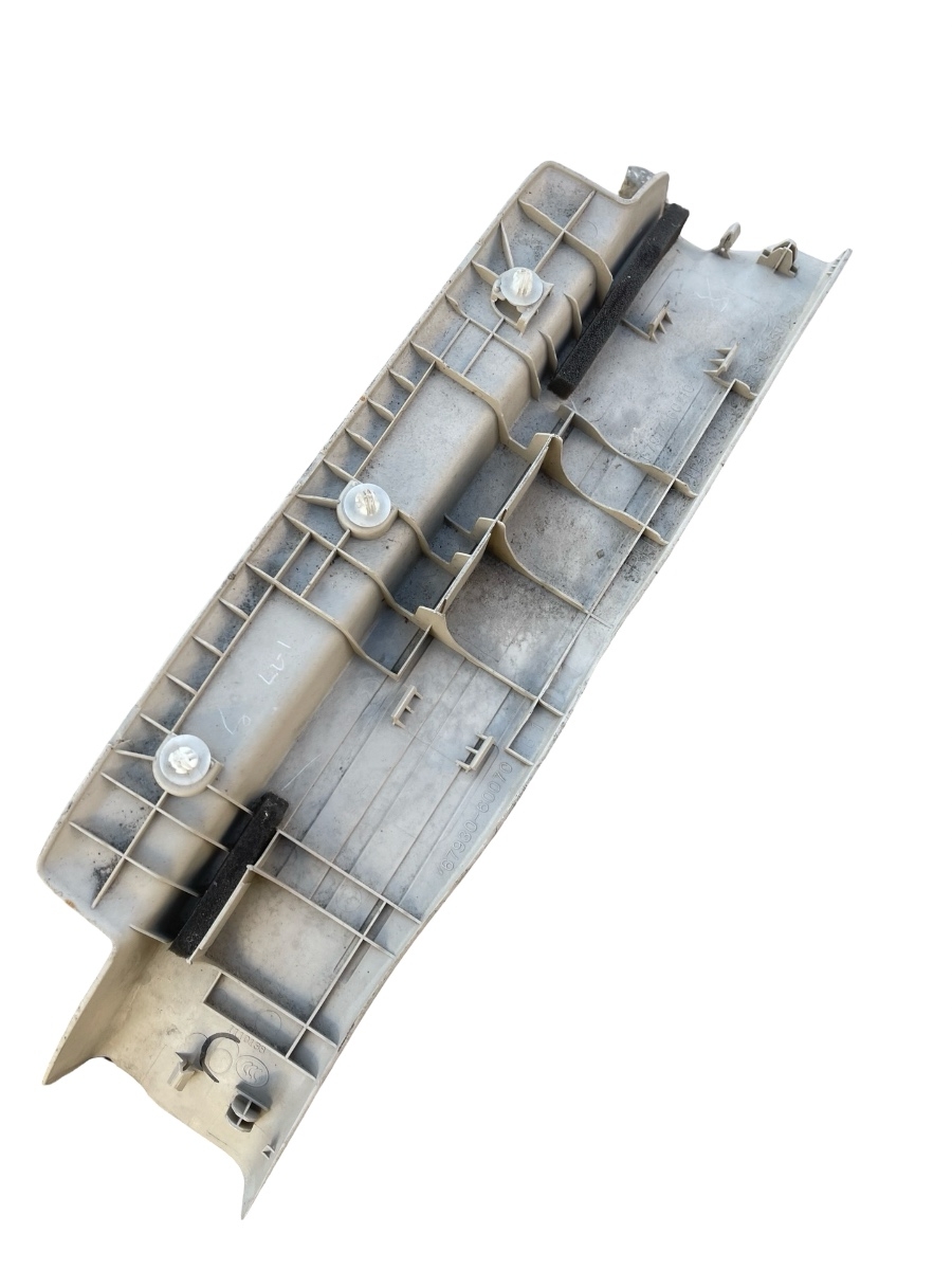 Ornament prag interior dreapta spate TOYOTA LAND CRUISER 150 TRJ15_, KDJ15_, GRJ15_, GDJ15_ 2009 -> 67930-60070 – foto 2
