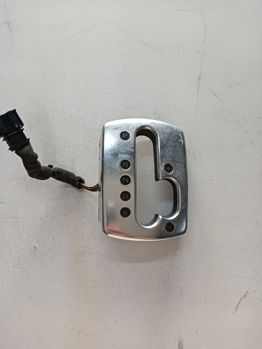 Ornament schimbator viteze  AUDI A8 II 4E2, 4E8 2002 - 2010