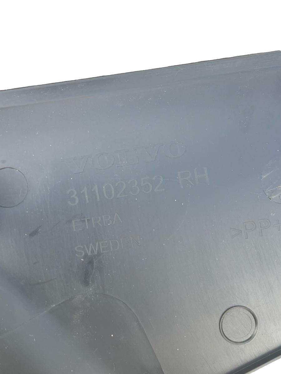 Ornament stalp (B) (inferior) dreapta VOLVO V40 Hatchback 525, 526 2012 -> 31102352 – foto 3