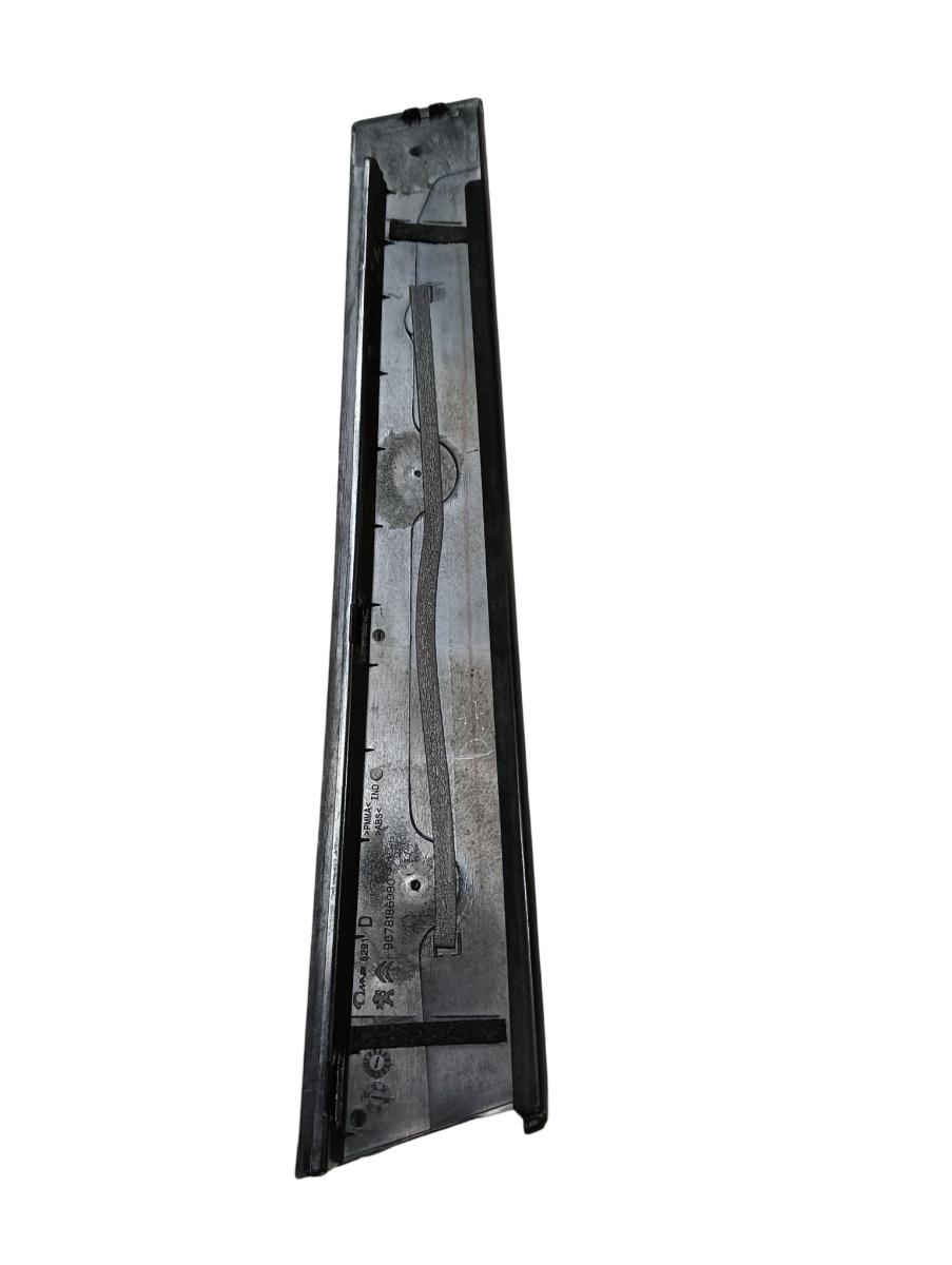 Ornament stalp exterior  dreapta fata PEUGEOT 308 LB_ 2015 - > 1.6 BlueHDi 120 BHX (DV6FC) – foto 2