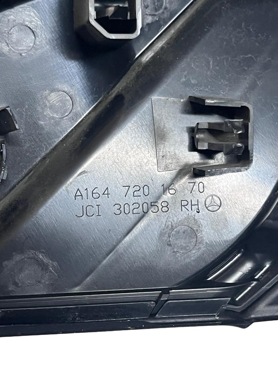 Ornament tweeter portiera dreapta fata MERCEDES-BENZ M-CLASS II W164 2005 - 2012 A1647201670 – foto 3