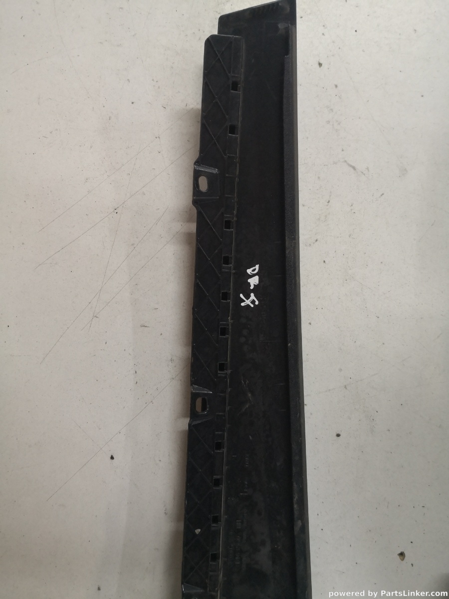 Ornamente dreapta fata VOLVO V40 Hatchback (525, 526) [ 2012 - > ] OEM 31463560 – foto 2