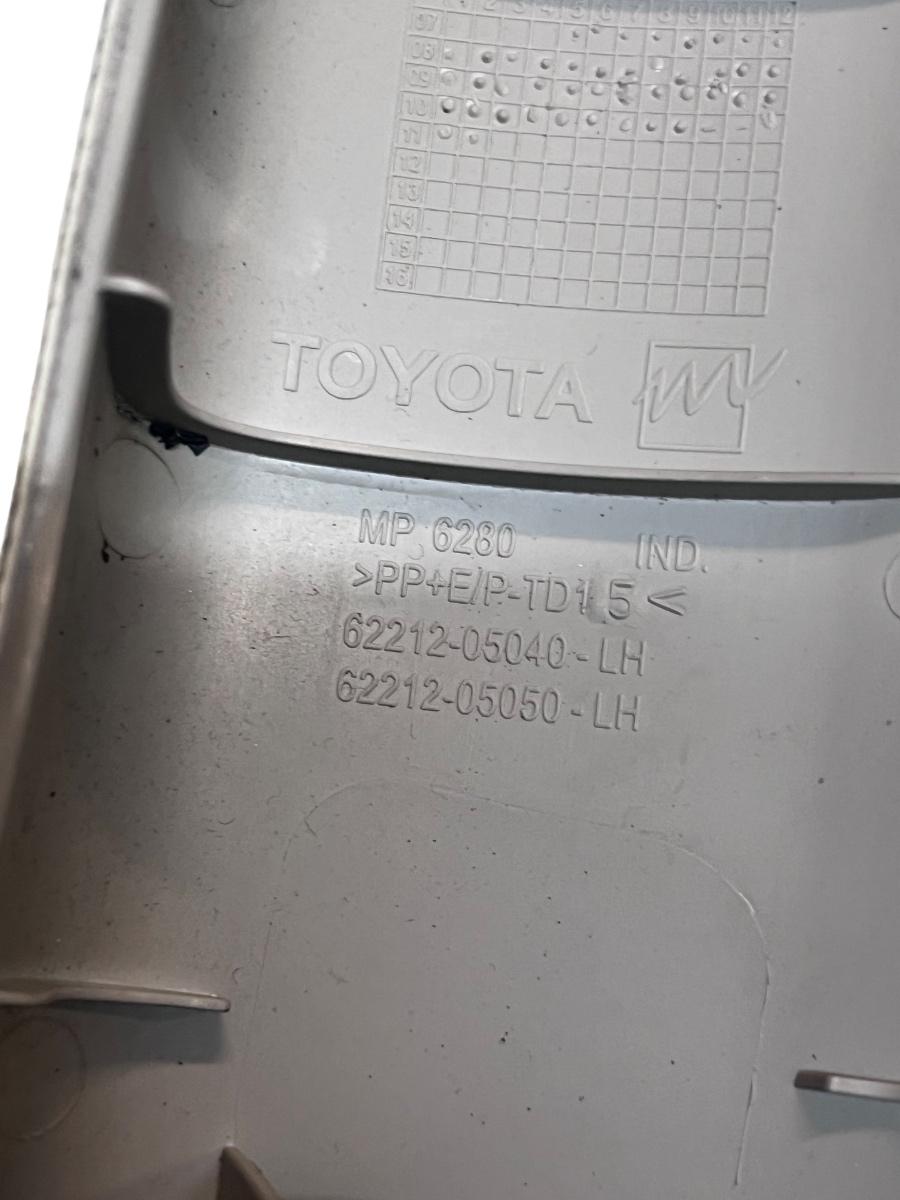 Ornamente parbriz interior TOYOTA AVENSIS Saloon _T27_ 2008 -> 62212-05040 – foto 2