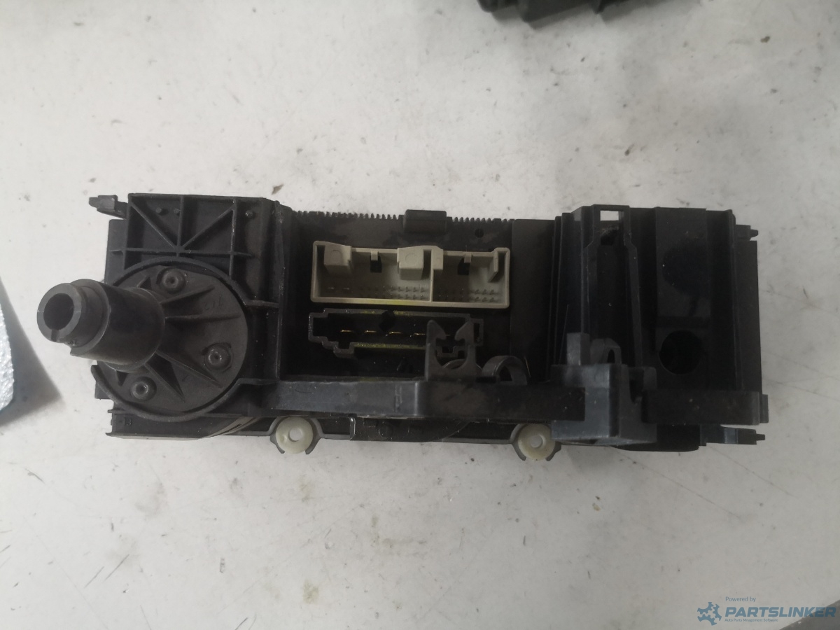 Panou AC  VOLKSWAGEN GOLF 5 1997-2004 – foto 2