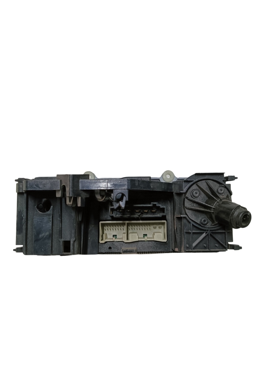 Panou clima VOLKSWAGEN PASSAT 3C2 2005 - 2010 – foto 2