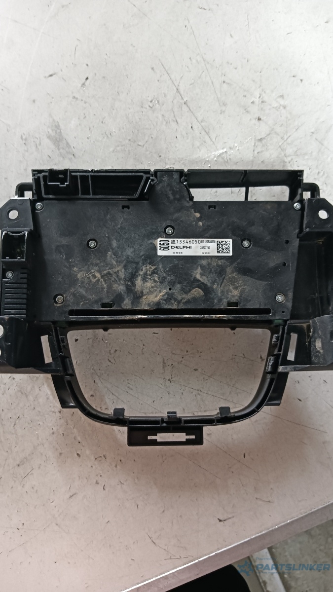 Panou comenzi cd player OPEL ASTRA J (P10) [ 2009 - 2015 ] OEM 13346050 – foto 2