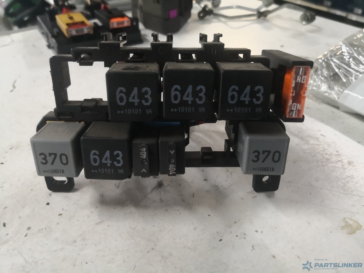 Panou releu AUDI A6/S6 III Saloon (4F2, C6) [ 2004 - 2011 ] OEM 4f0937503 – foto 2