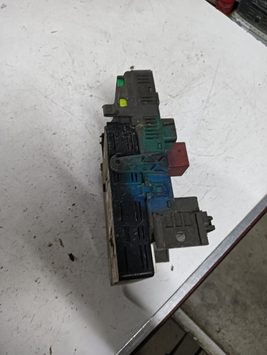 Panou siguranta  RENAULT LAGUNA II (BG0/1_) [ 2001 - 2007 ] OEM 8200371619 – foto 2