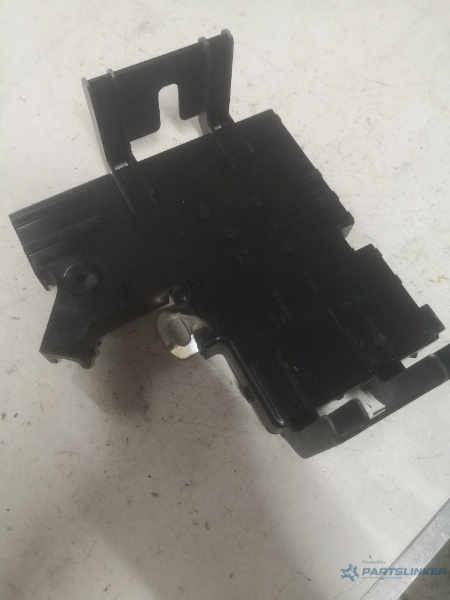 Panou sigurante baterie BMW X3 II (F25) [ 2010 - 2017 ] OEM 10688710 – foto 2