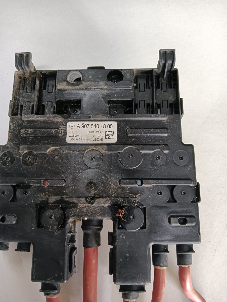 Panou sigurante baterie MERCEDES-BENZ SPRINTER 3,5-t 907 2018 - > A9075401805 – foto 2