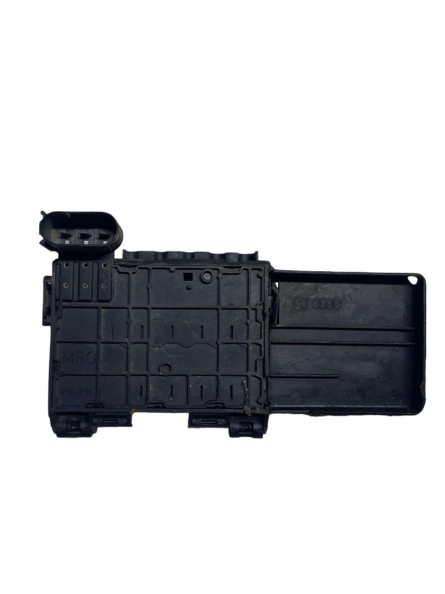 Panou sigurante baterie VOLKSWAGEN GOLF IV 1J1 1997 - 2007 1J0937550 – foto 3