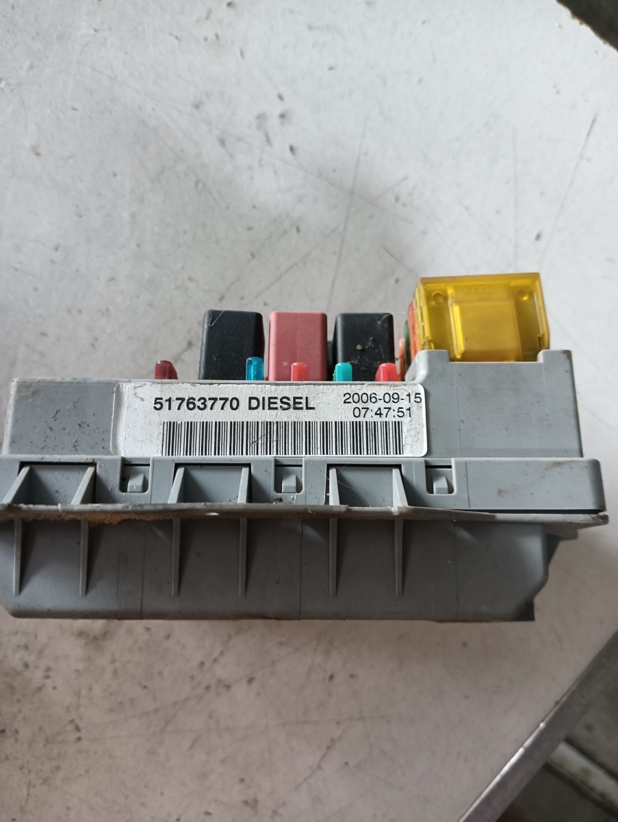 Panou sigurante FIAT DOBLO MPV (119, 223) [ 2001 - > ] OEM 51763770 – foto 2