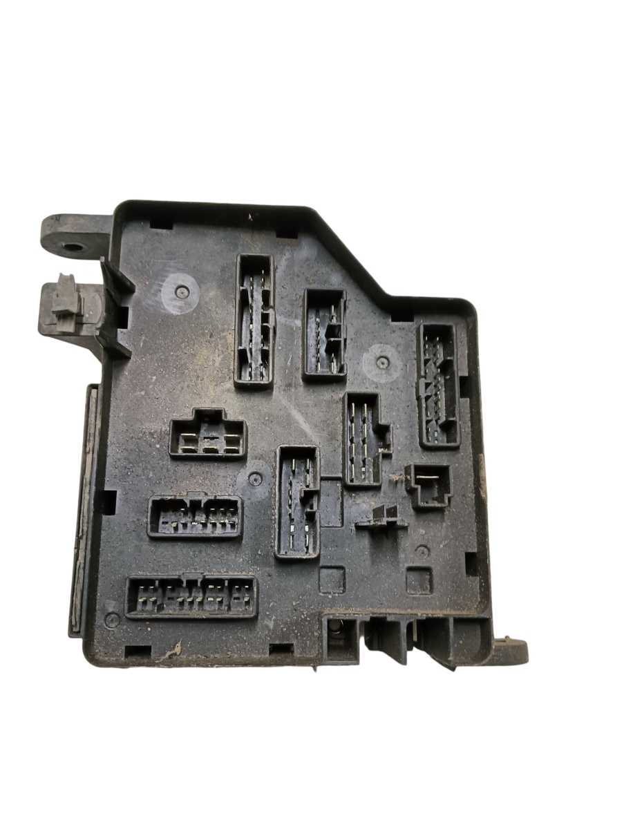 Panou sigurante HYUNDAI SANTA FE I SM 2000 - 2006 2.7 G6EA – foto 2