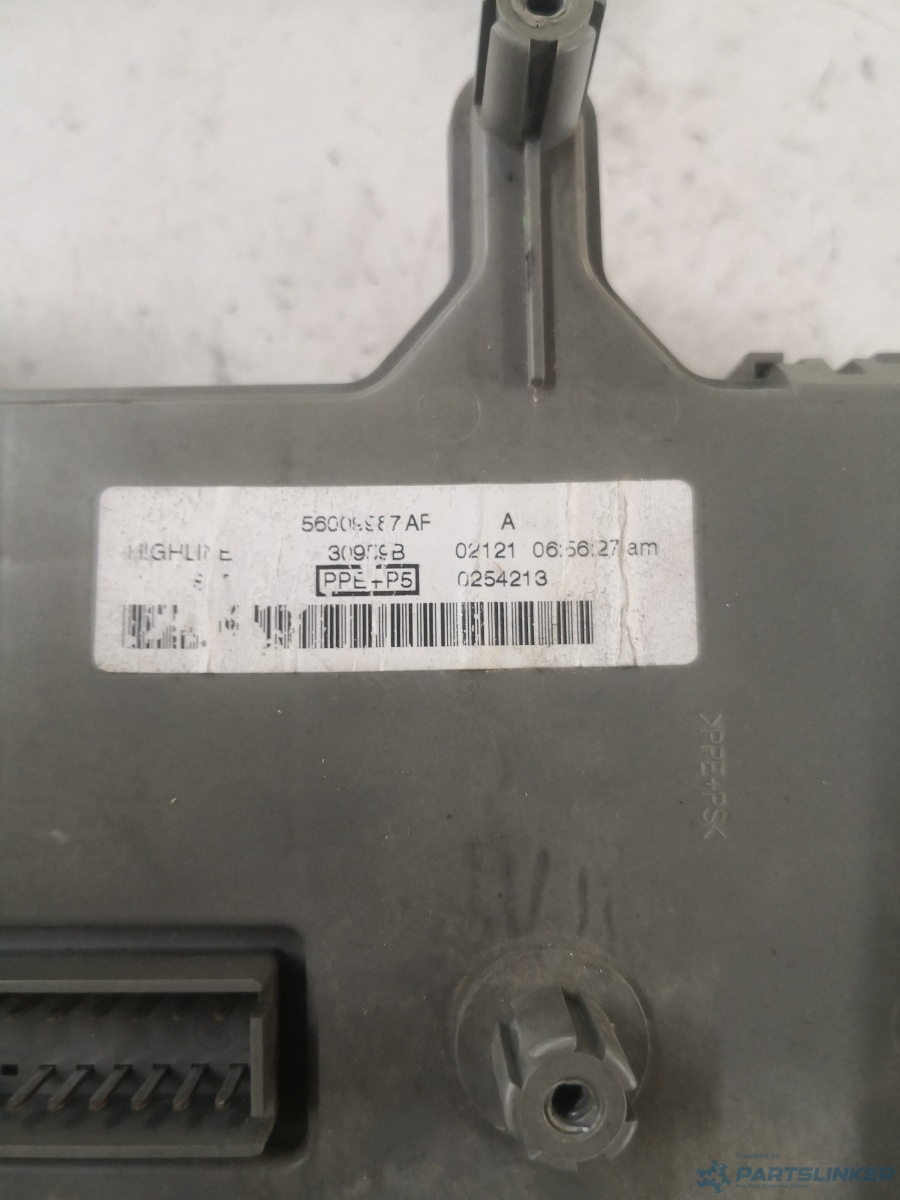 Panou sigurante JEEP CHEROKEE (KJ) [ 2001 - 2008 ] CRD 4x4 (R 425 DOHC) 105KW|143HP OEM 56009987af – foto 2