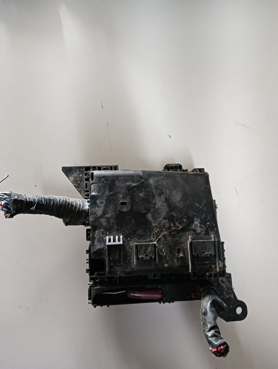 Panou sigurante MITSUBISHI OUTLANDER I CU_W 2001 - 2008 2.0 2.0 4G63 (DOHC 16V) – foto 2