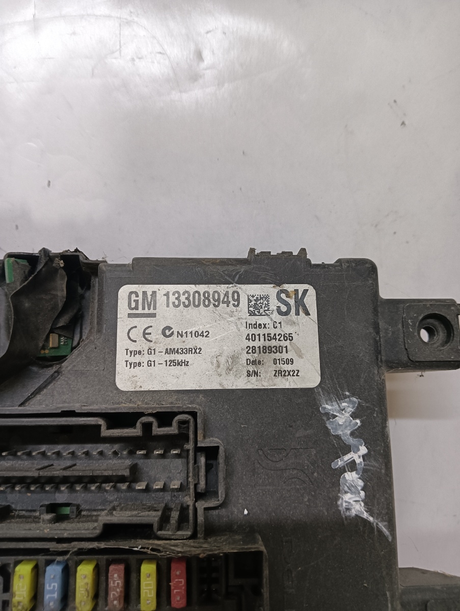 Panou sigurante OPEL CORSA D S07 2006 - 2014 13308949 – foto 2