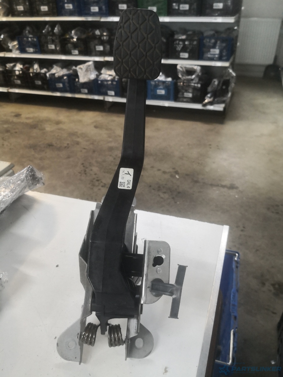 Pedala ambreaj MAZDA 6 2.2 diesel 2014> OEM Ke4041300 – foto 2