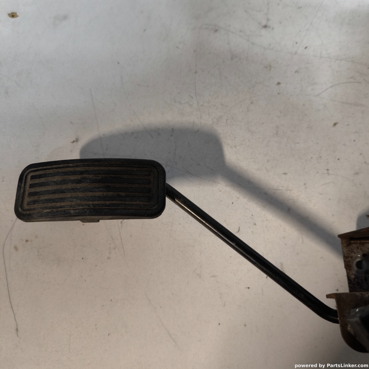 Pedala ambreiaj MAZDA 6 an 2004  (JASM, JBSM) [ 1996 - 2003 ] OEM W6101080 – foto 3