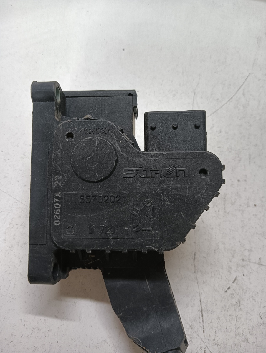 Pedala de acceleratie FIAT LINEA 323_, 110_ 2006 - > 5570202 – foto 2
