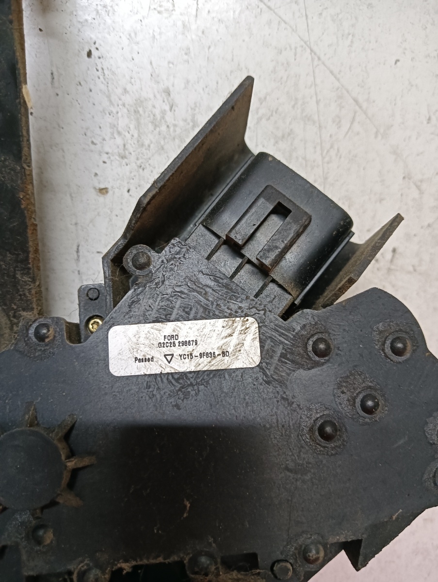 Pedala de acceleratie FORD TRANSIT Box FA 2006 - 2014 Yc159f836ad – foto 2