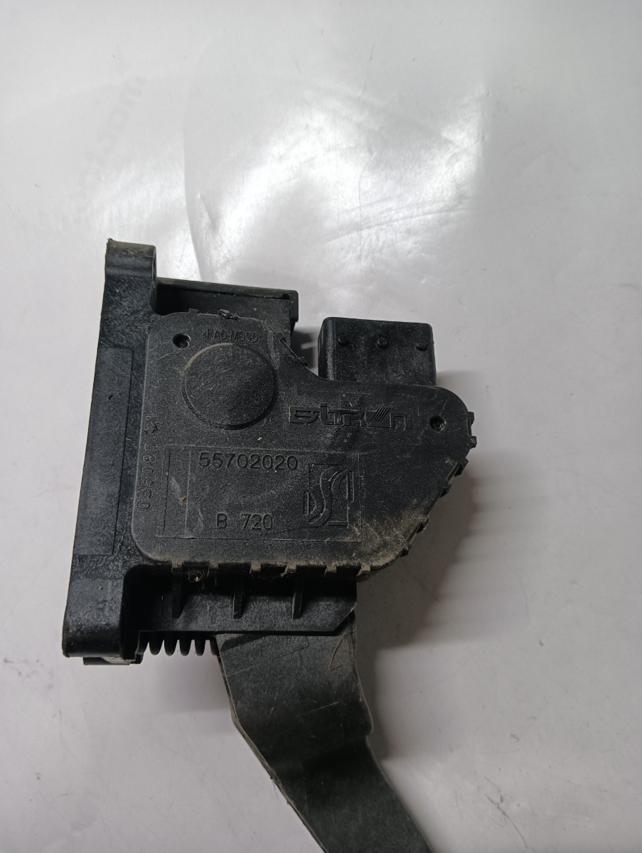 Pedala de acceleratie OPEL CORSA D S07 2006 - 2014 55702020 – foto 2