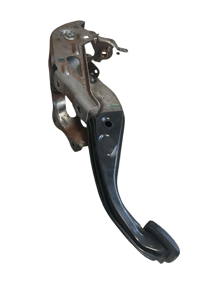 Pedala de frana TOYOTA YARIS _P13_ 2012 - > 1.3 VVTi 1NR-FE – foto 2