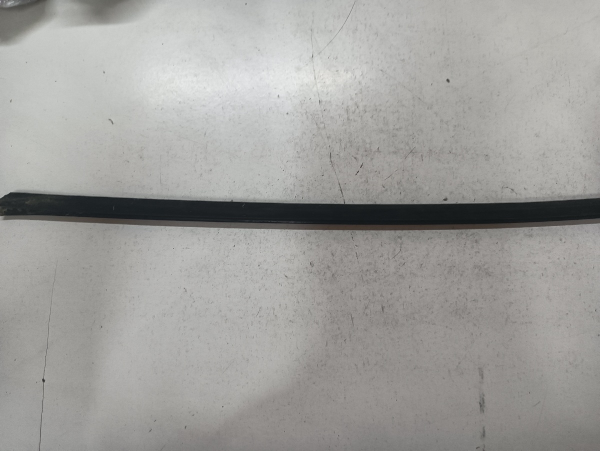 Perie geam dreapta fata BMW X1 I E84 2009 - 2015 – foto 3