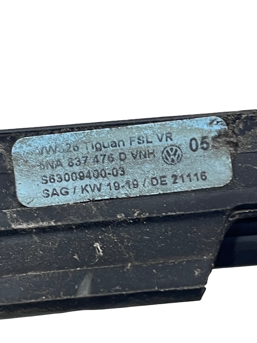 Perie geam portiera dreapta fata VOLKSWAGEN TIGUAN AD1 2020 R LINE -> 5NA837476D – foto 3