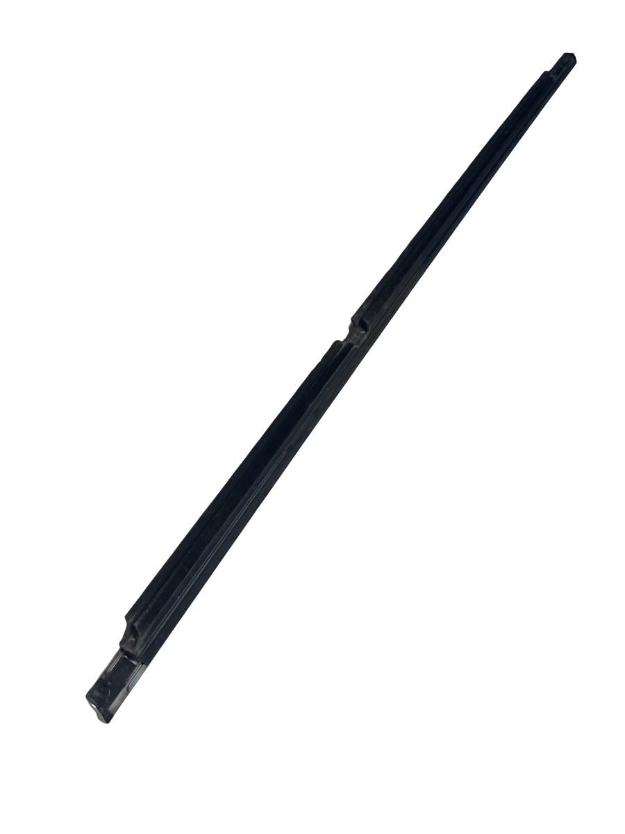 Perie geam portiera stanga spate MERCEDES-BENZ E-CLASS W212 2013 Facelift -> – foto 2